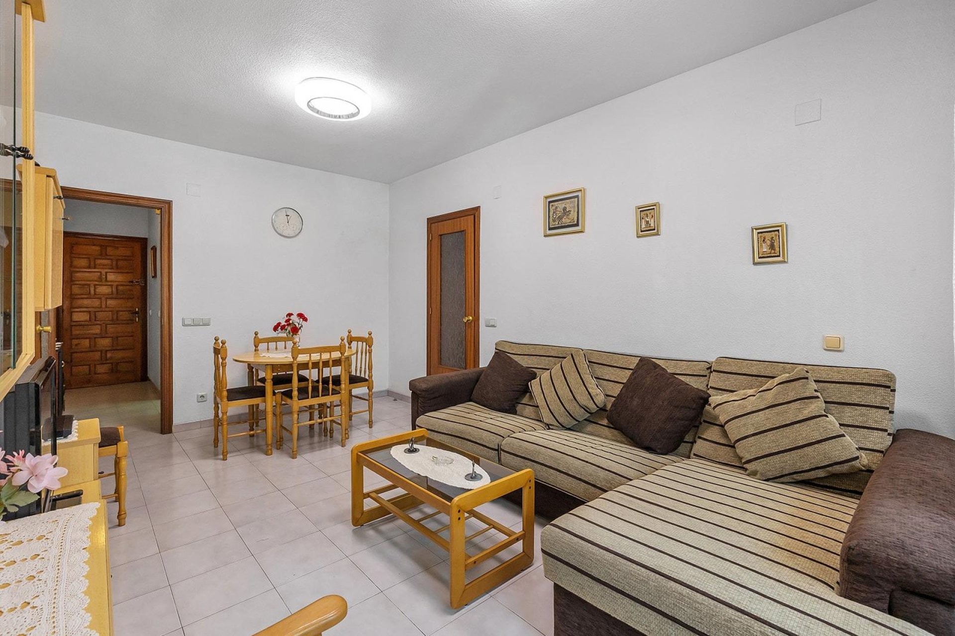 Resale - Apartament / Duplex - Torrevieja - Estacion de autobuses