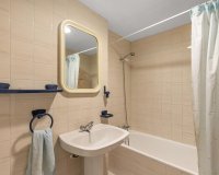 Resale - Apartament / Duplex - Torrevieja - Estacion de autobuses