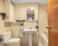 Resale - Apartament / Duplex - Torrevieja - Estacion de autobuses
