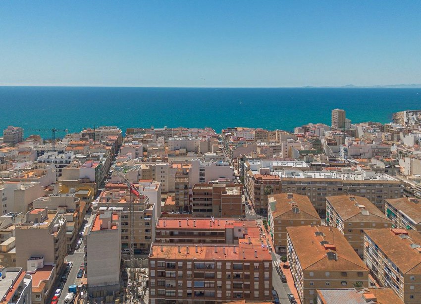 Resale - Apartament / Duplex - Torrevieja - Estacion de autobuses