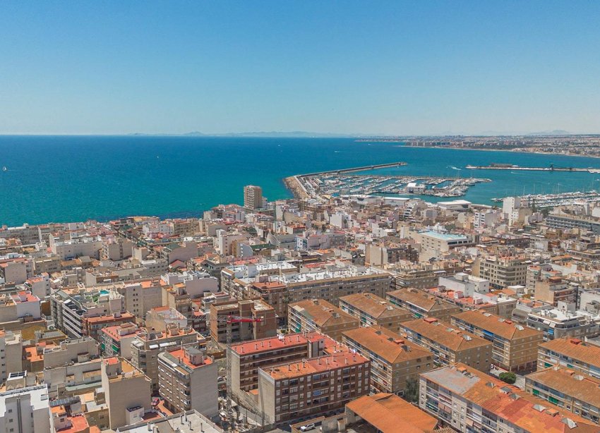 Resale - Apartament / Duplex - Torrevieja - Estacion de autobuses
