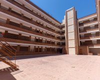 Resale - Apartament / Duplex - Torrevieja - Estacion de autobuses