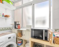 Resale - Apartament / Duplex - Torrevieja - Estacion de autobuses