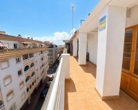 Resale - Apartament / Duplex - Torrevieja - Estacion de autobuses