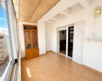 Resale - Apartament / Duplex - Torrevieja - Estacion de autobuses