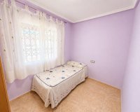 Resale - Apartament / Duplex - Torrevieja - Estacion de autobuses