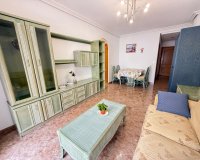 Resale - Apartament / Duplex - Torrevieja - Estacion de autobuses