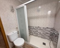 Resale - Apartament / Duplex - Torrevieja - Estacion de autobuses