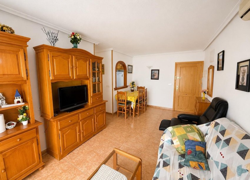 Resale - Apartament / Duplex - Torrevieja - Estacion de autobuses