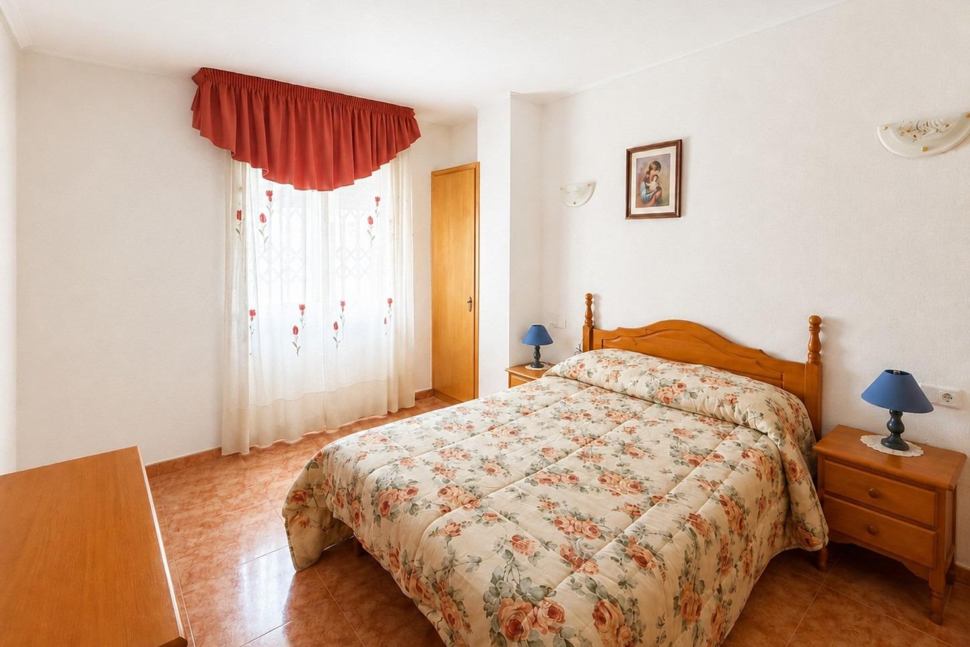 Resale - Apartament / Duplex - Torrevieja - Estacion de autobuses