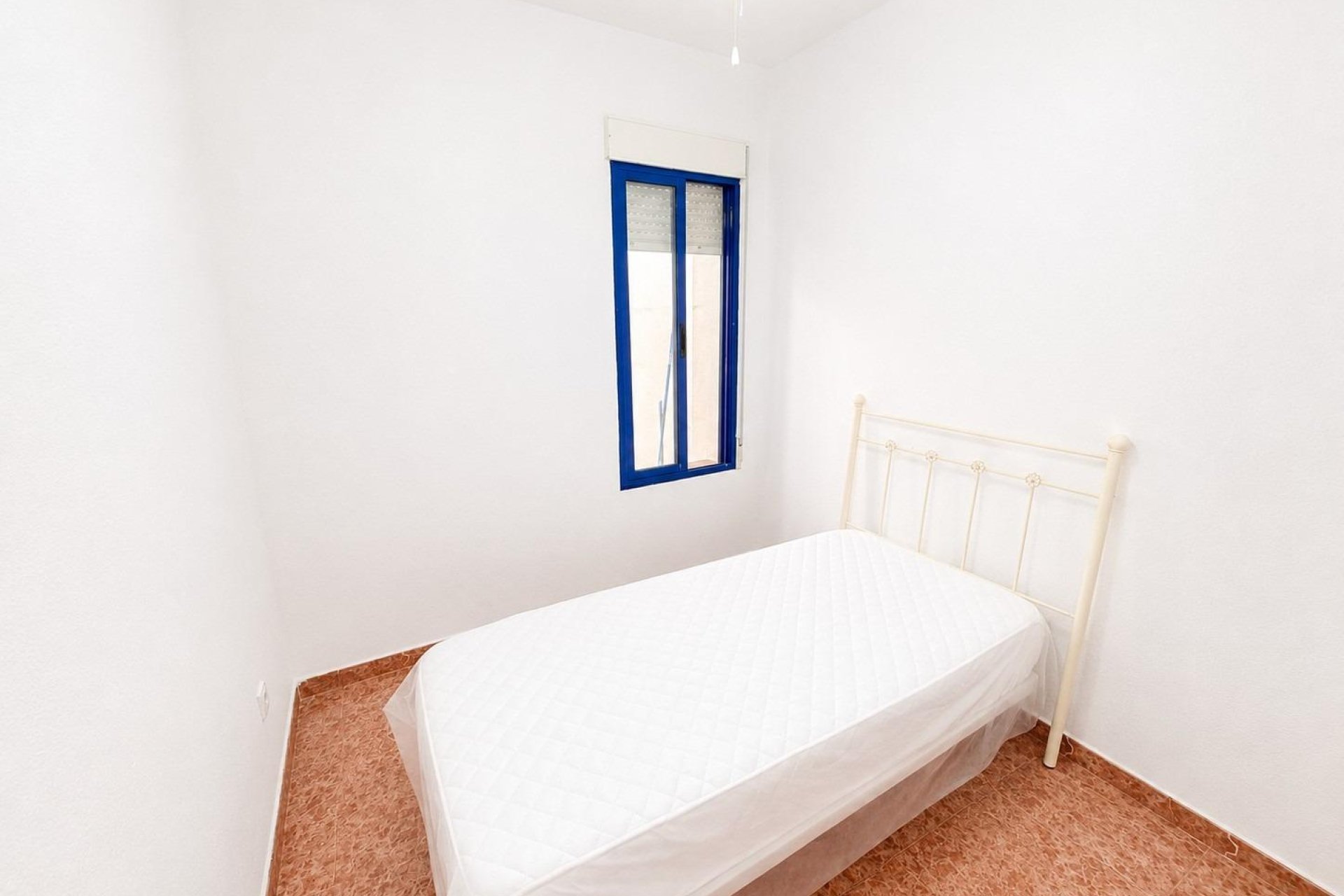 Resale - Apartament / Duplex - Torrevieja - Estacion de autobuses