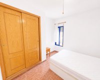 Resale - Apartament / Duplex - Torrevieja - Estacion de autobuses