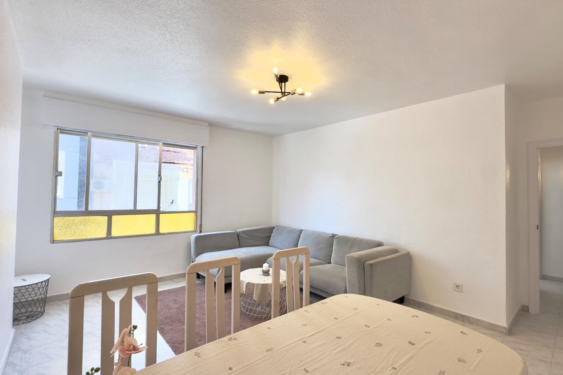 Resale - Apartament / Duplex - Torrevieja - Estacion de autobuses
