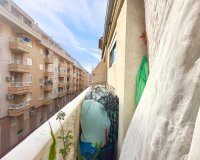 Resale - Apartament / Duplex - Torrevieja - Estacion de autobuses