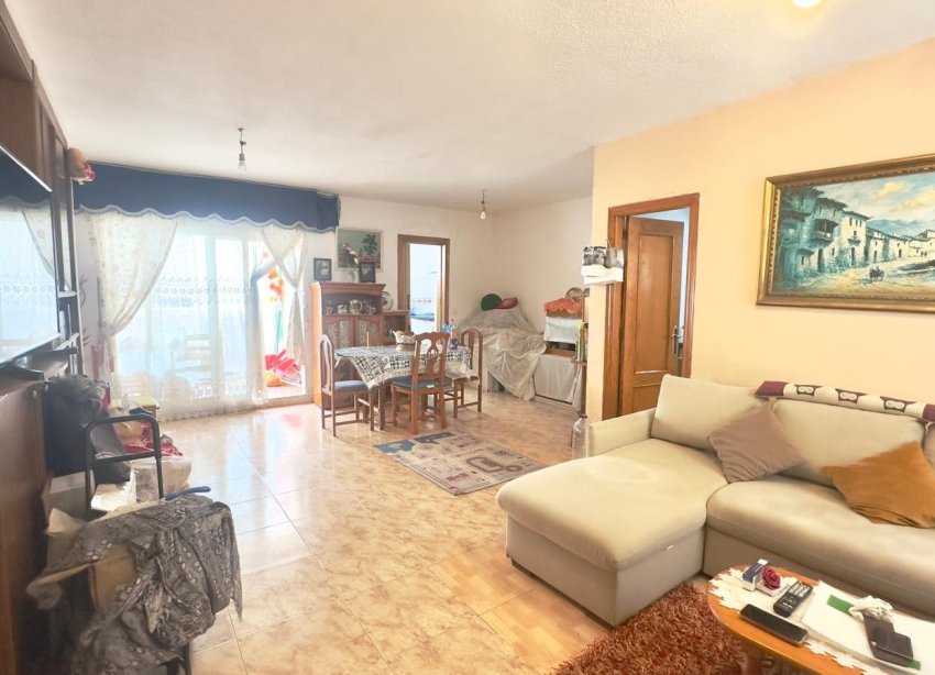 Resale - Apartament / Duplex - Torrevieja - Estacion de autobuses