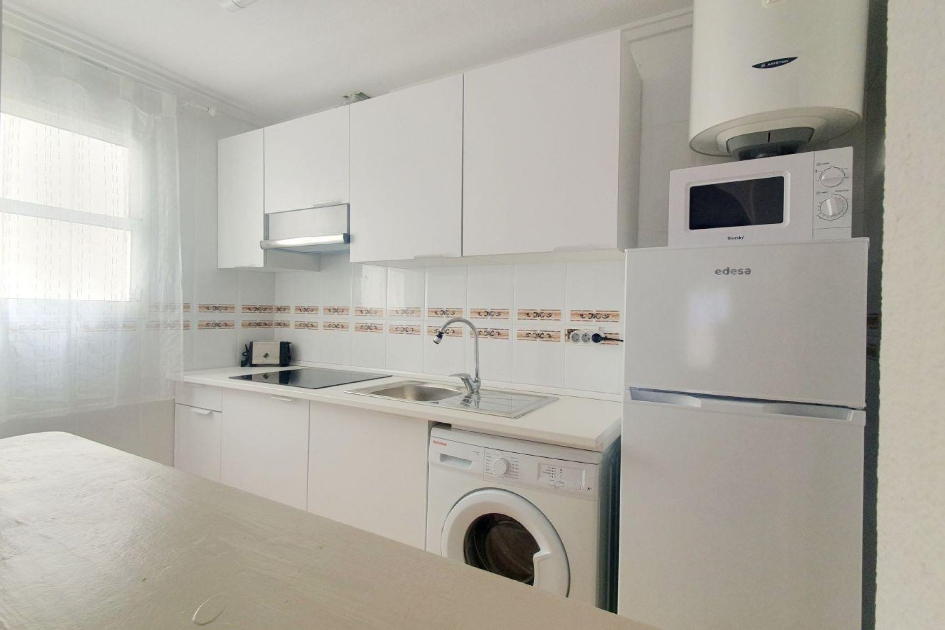Resale - Apartament / Duplex - Torrevieja - Estacion de autobuses