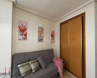 Resale - Apartament / Duplex - Torrevieja - Estacion de autobuses