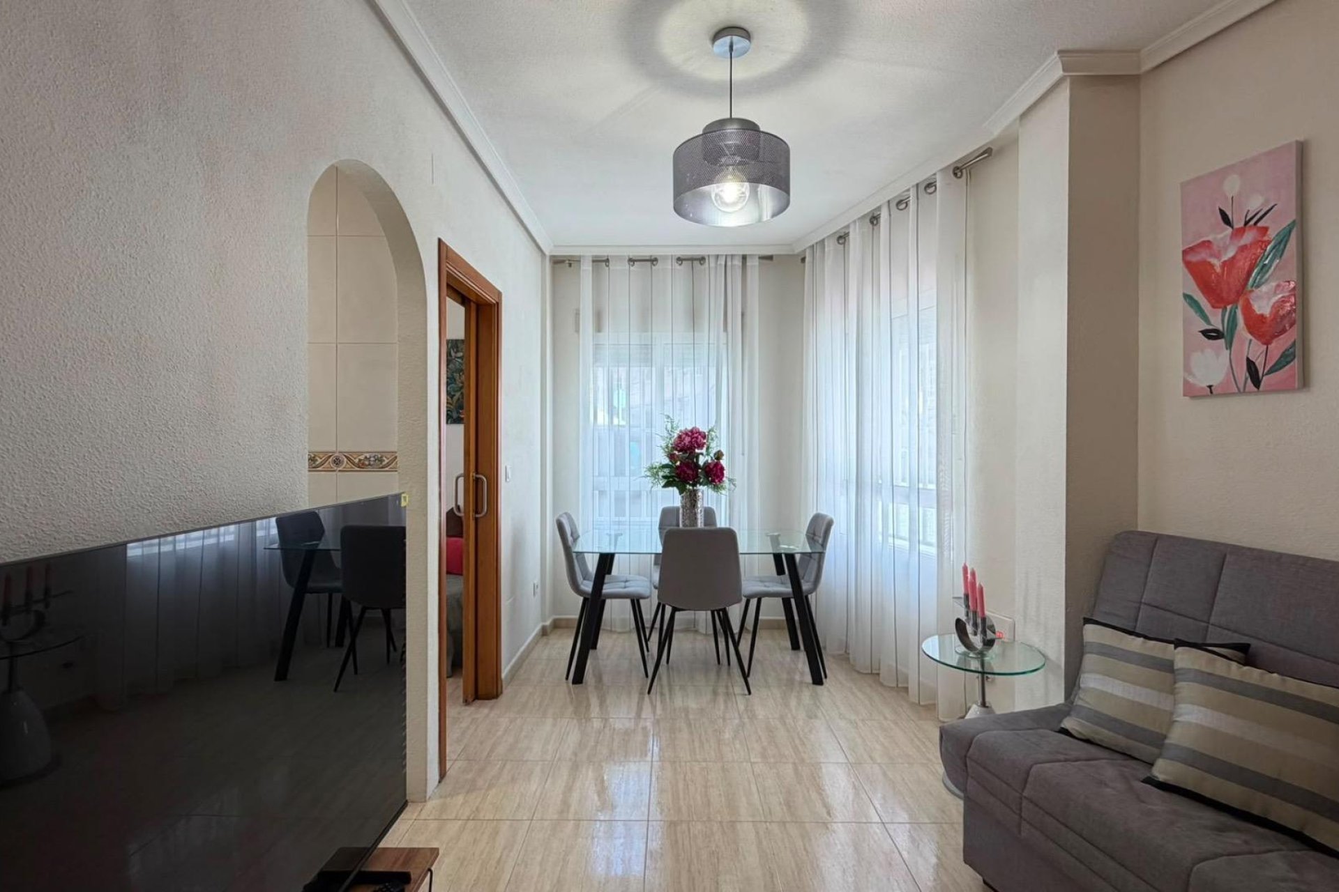 Resale - Apartament / Duplex - Torrevieja - Estacion de autobuses
