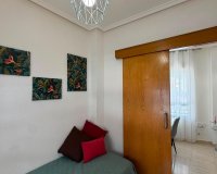 Resale - Apartament / Duplex - Torrevieja - Estacion de autobuses