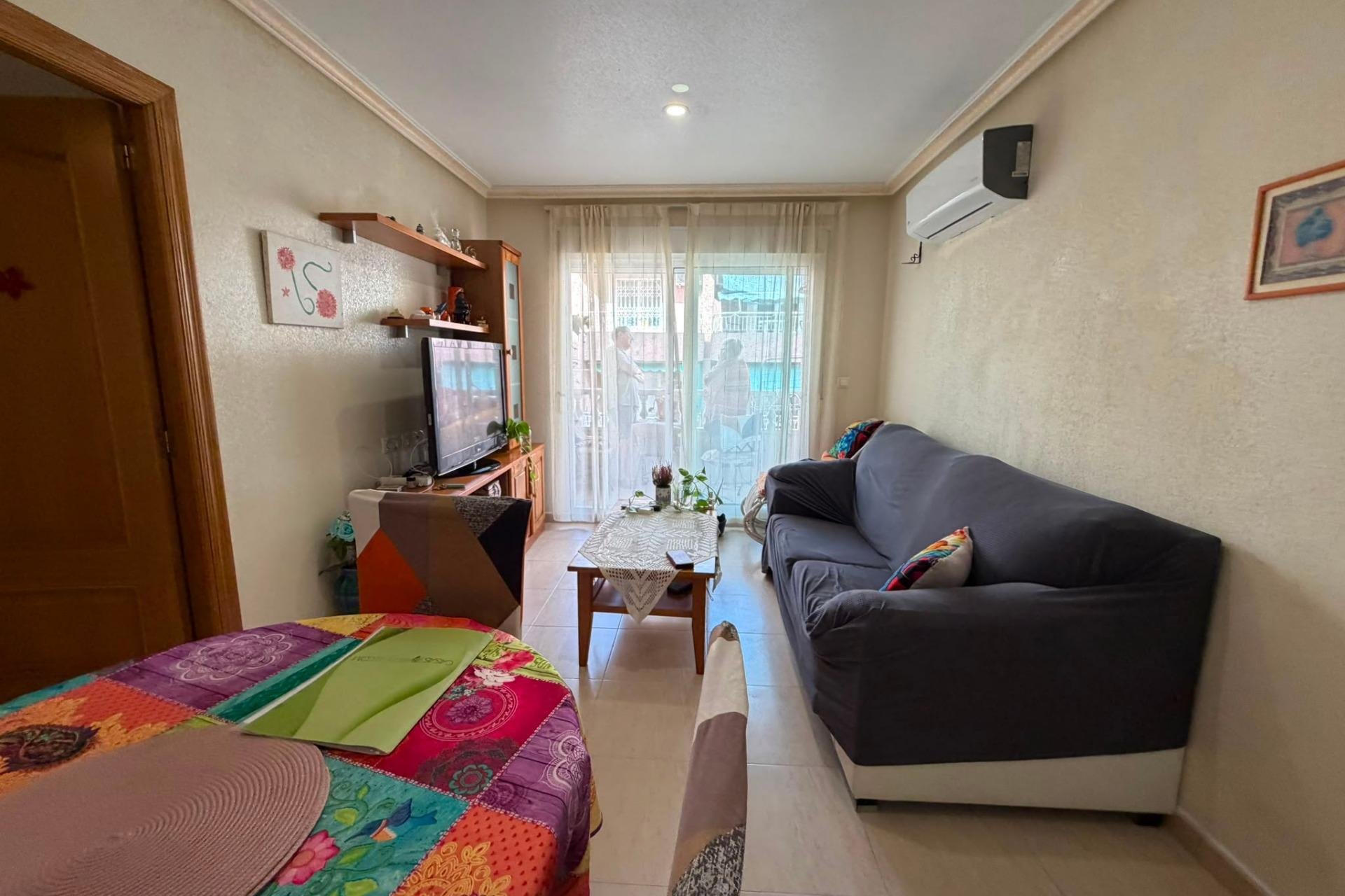 Resale - Apartament / Duplex - Torrevieja - Estacion de autobuses