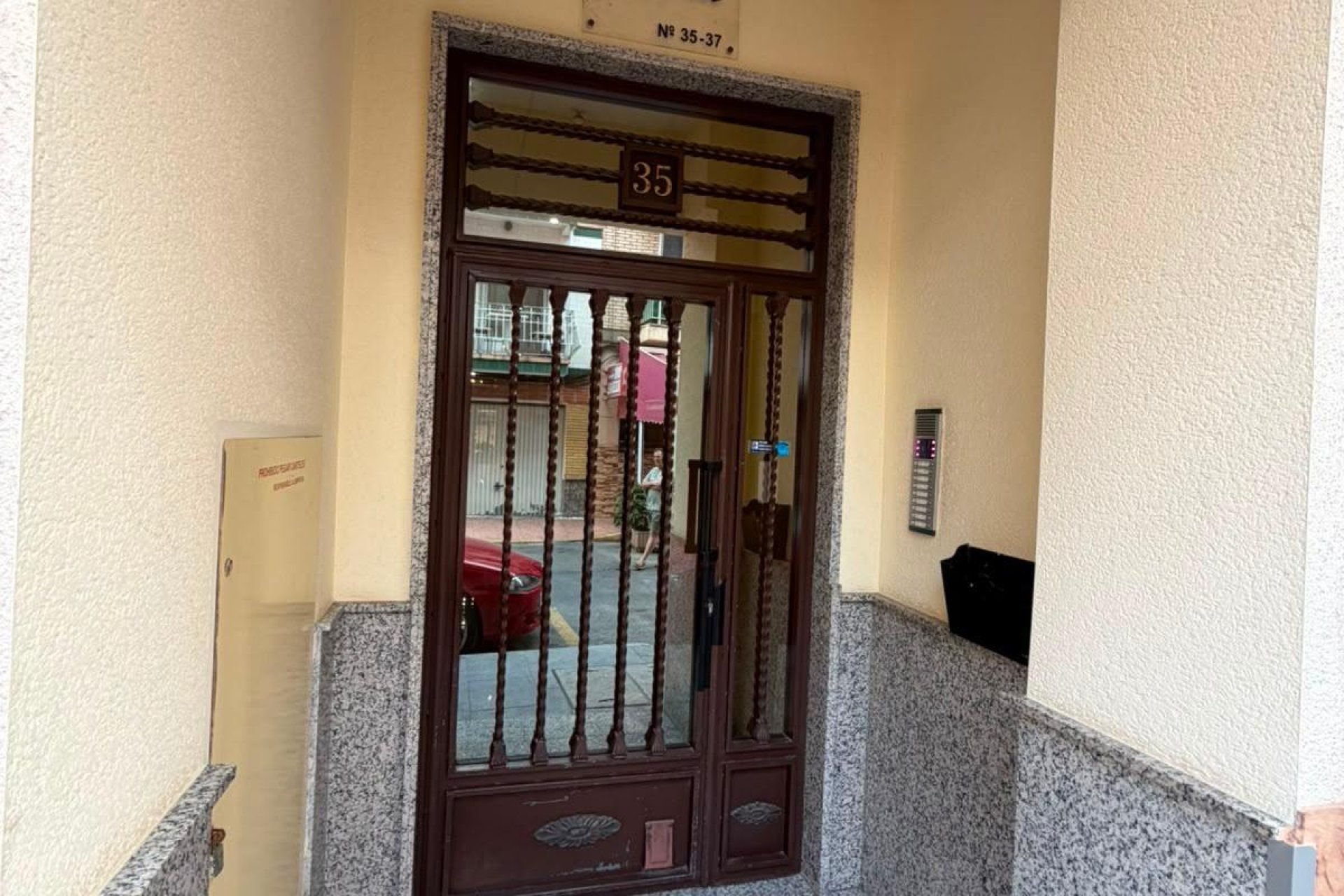 Resale - Apartament / Duplex - Torrevieja - Estacion de autobuses
