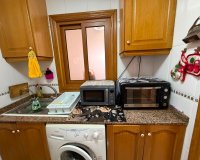 Resale - Apartament / Duplex - Torrevieja - Estacion de autobuses