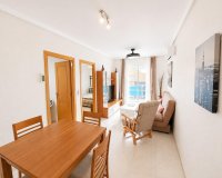 Resale - Apartament / Duplex - Torrevieja - Estacion de autobuses