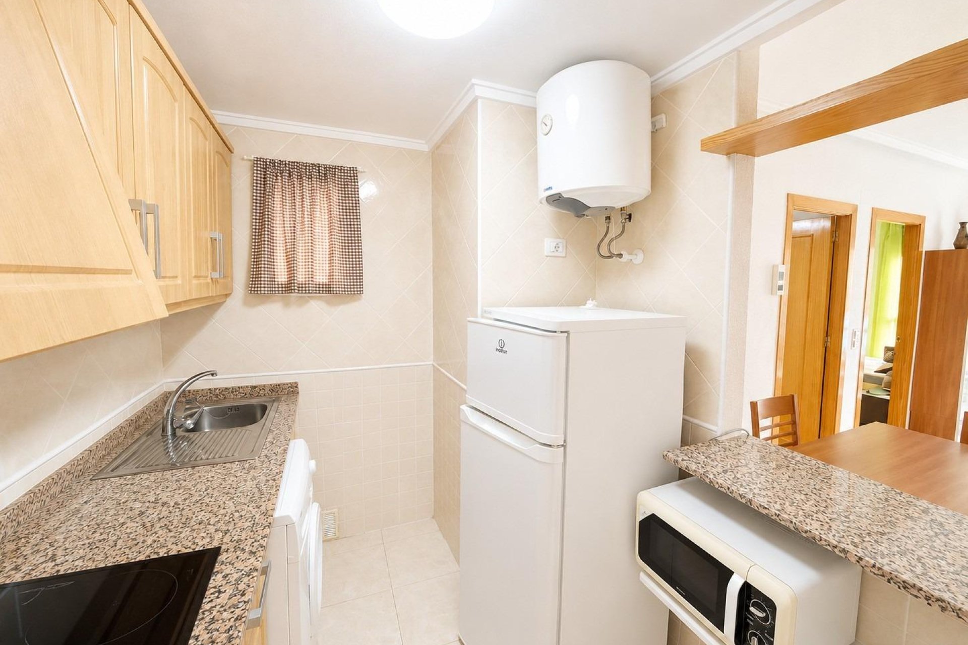 Resale - Apartament / Duplex - Torrevieja - Estacion de autobuses