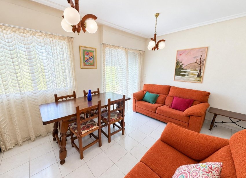 Resale - Apartament / Duplex - Torrevieja - Estacion de autobuses