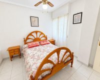 Resale - Apartament / Duplex - Torrevieja - Estacion de autobuses