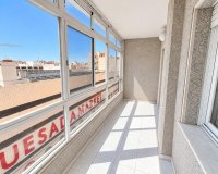 Resale - Apartament / Duplex - Torrevieja - Estacion de autobuses