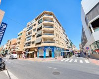 Resale - Apartament / Duplex - Torrevieja - Estacion de autobuses