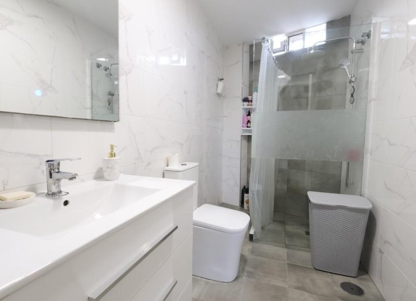 Resale - Apartament / Duplex - Torrevieja - Habaneras
