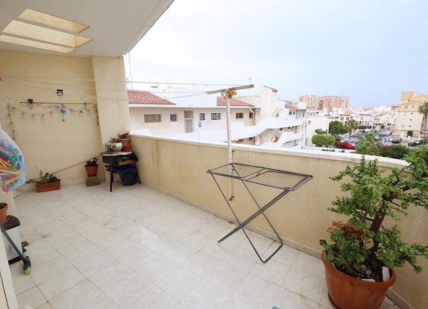 Resale - Apartament / Duplex - Torrevieja - Habaneras