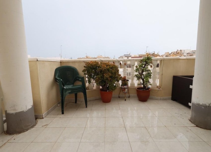 Resale - Apartament / Duplex - Torrevieja - Habaneras
