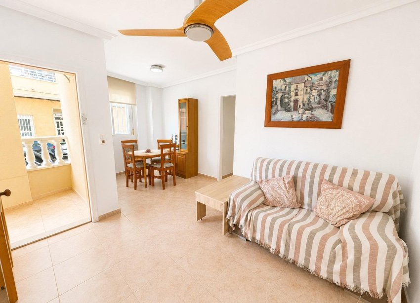 Resale - Apartament / Duplex - Torrevieja - Habaneras