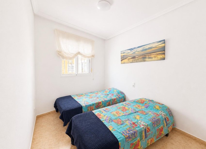 Resale - Apartament / Duplex - Torrevieja - Habaneras