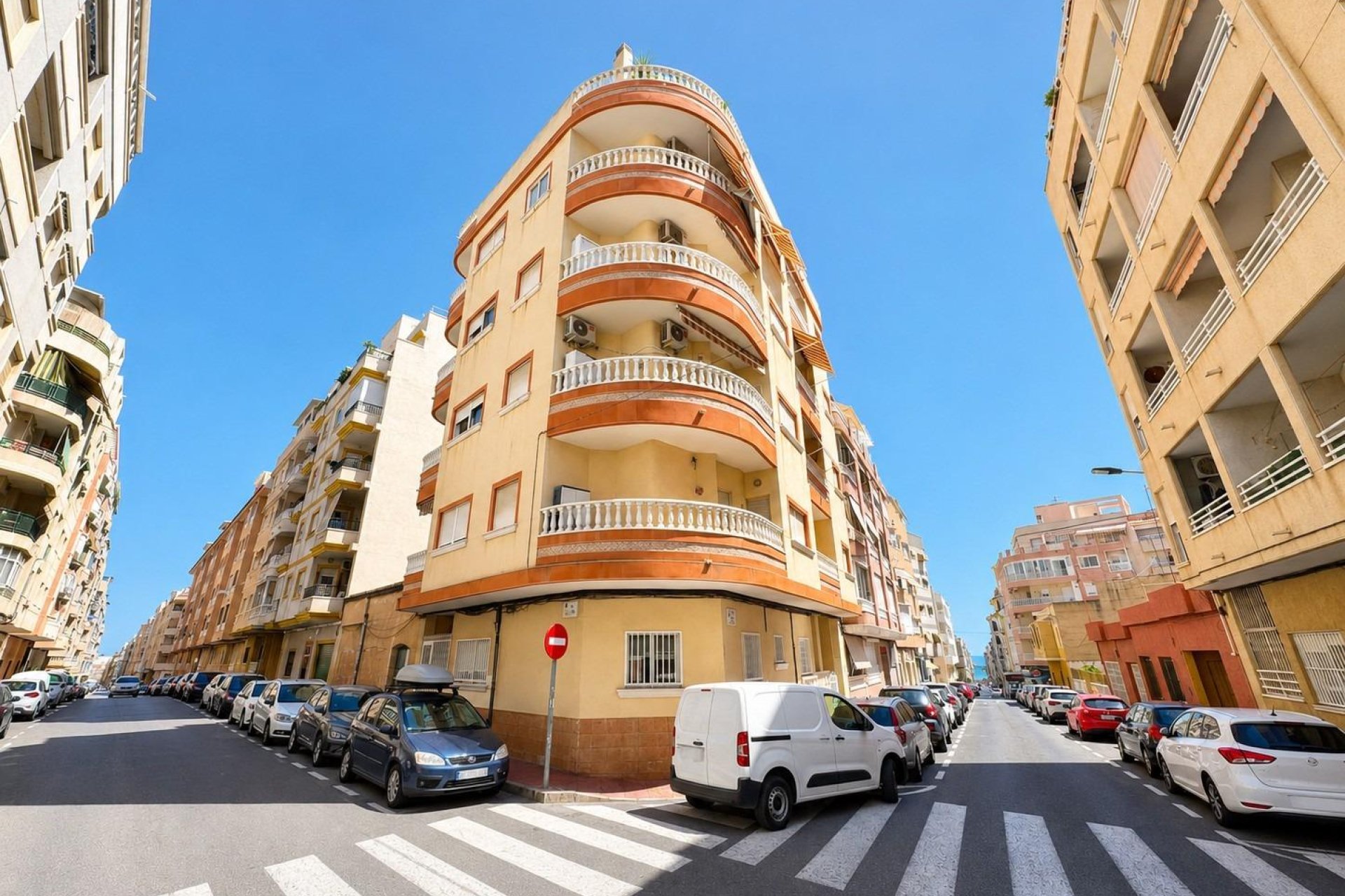 Resale - Apartament / Duplex - Torrevieja - Habaneras