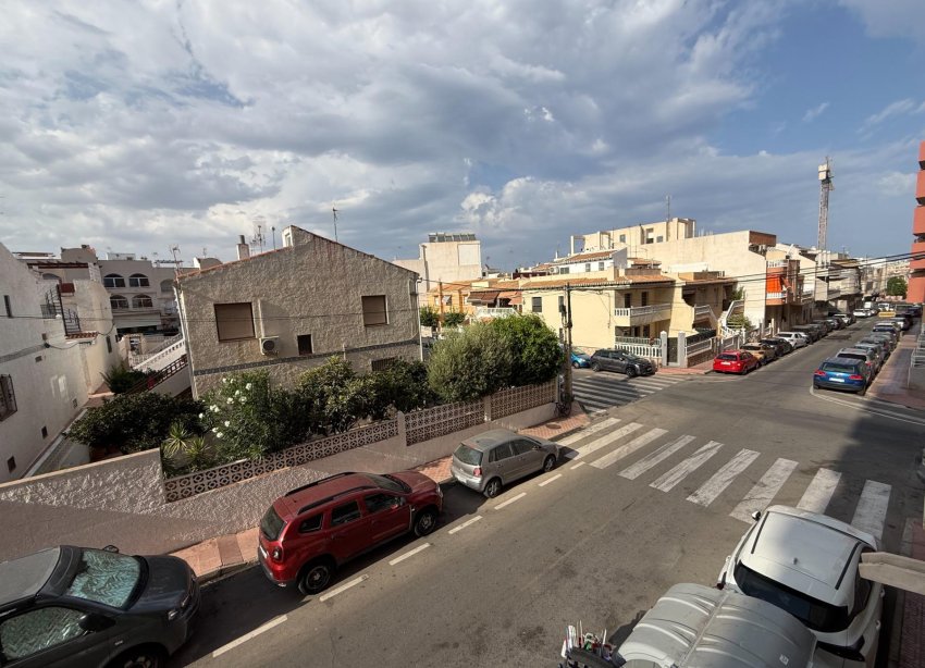 Resale - Apartament / Duplex - Torrevieja - Habaneras