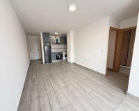 Resale - Apartament / Duplex - Torrevieja - Habaneras