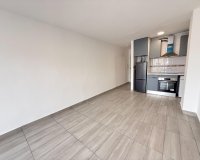 Resale - Apartament / Duplex - Torrevieja - Habaneras