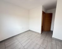 Resale - Apartament / Duplex - Torrevieja - Habaneras