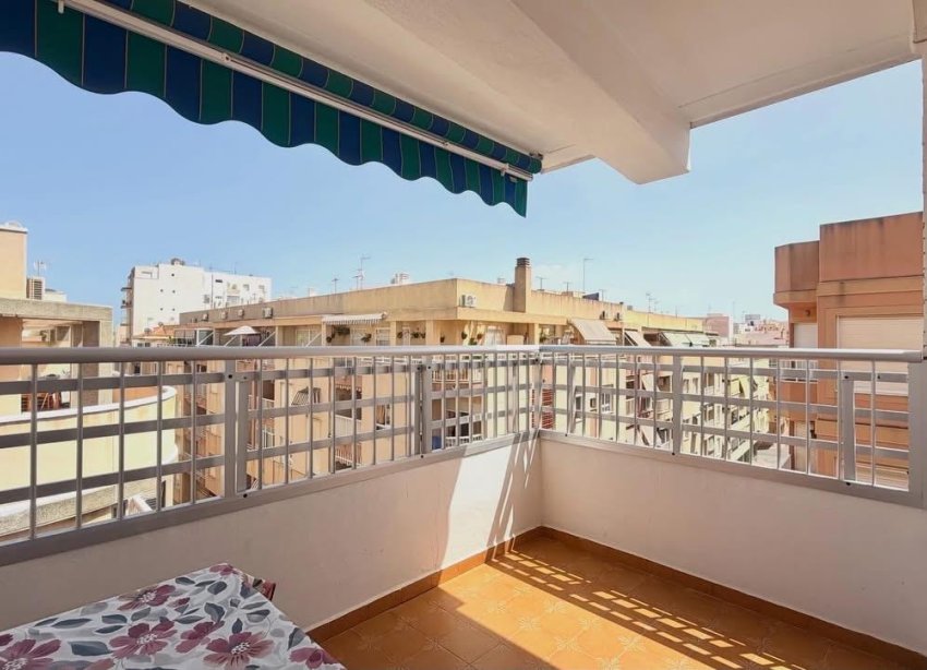 Resale - Apartament / Duplex - Torrevieja - Habaneras