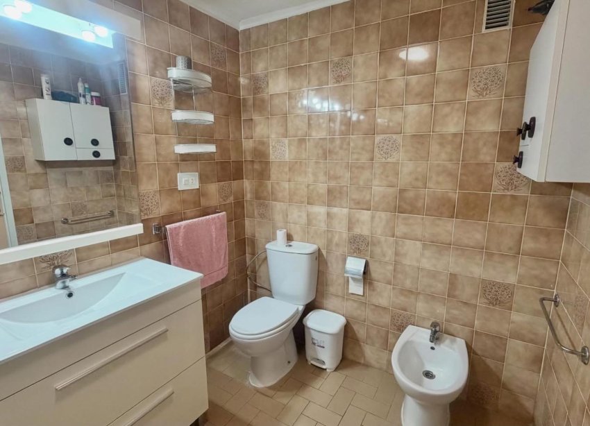 Resale - Apartament / Duplex - Torrevieja - Habaneras