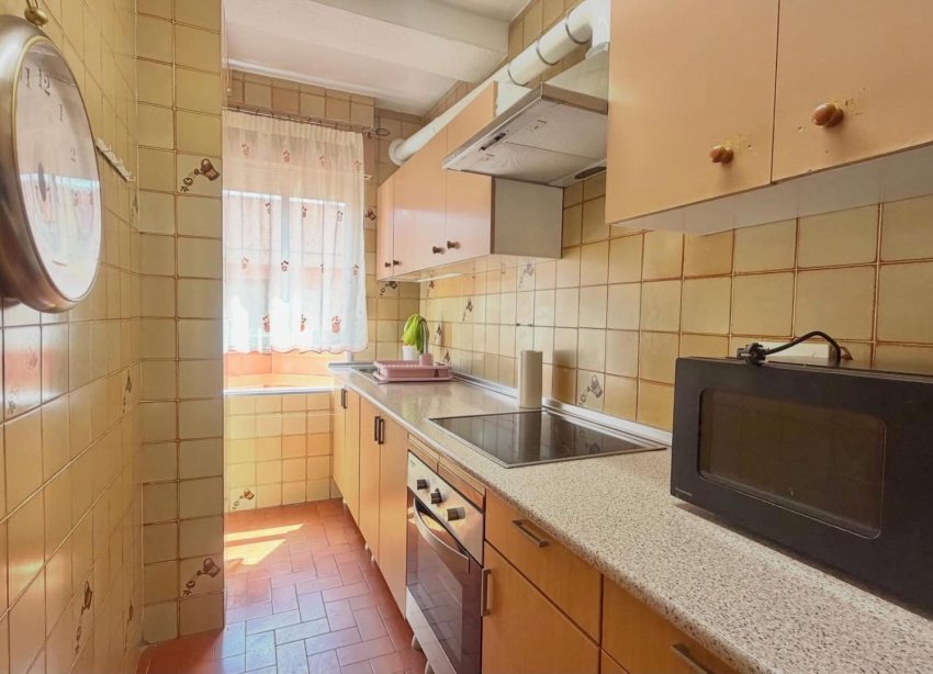 Resale - Apartament / Duplex - Torrevieja - Habaneras