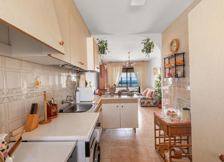 Resale - Apartament / Duplex - Torrevieja - La Mata