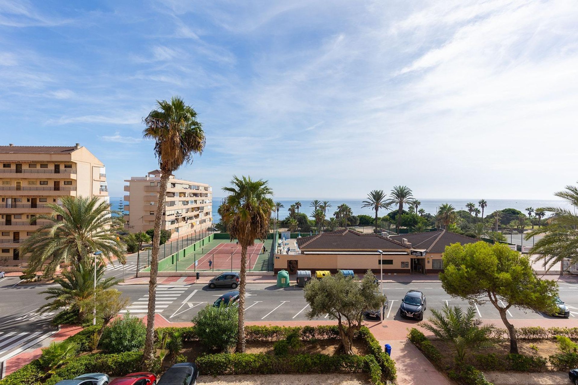 Resale - Apartament / Duplex - Torrevieja - La Mata