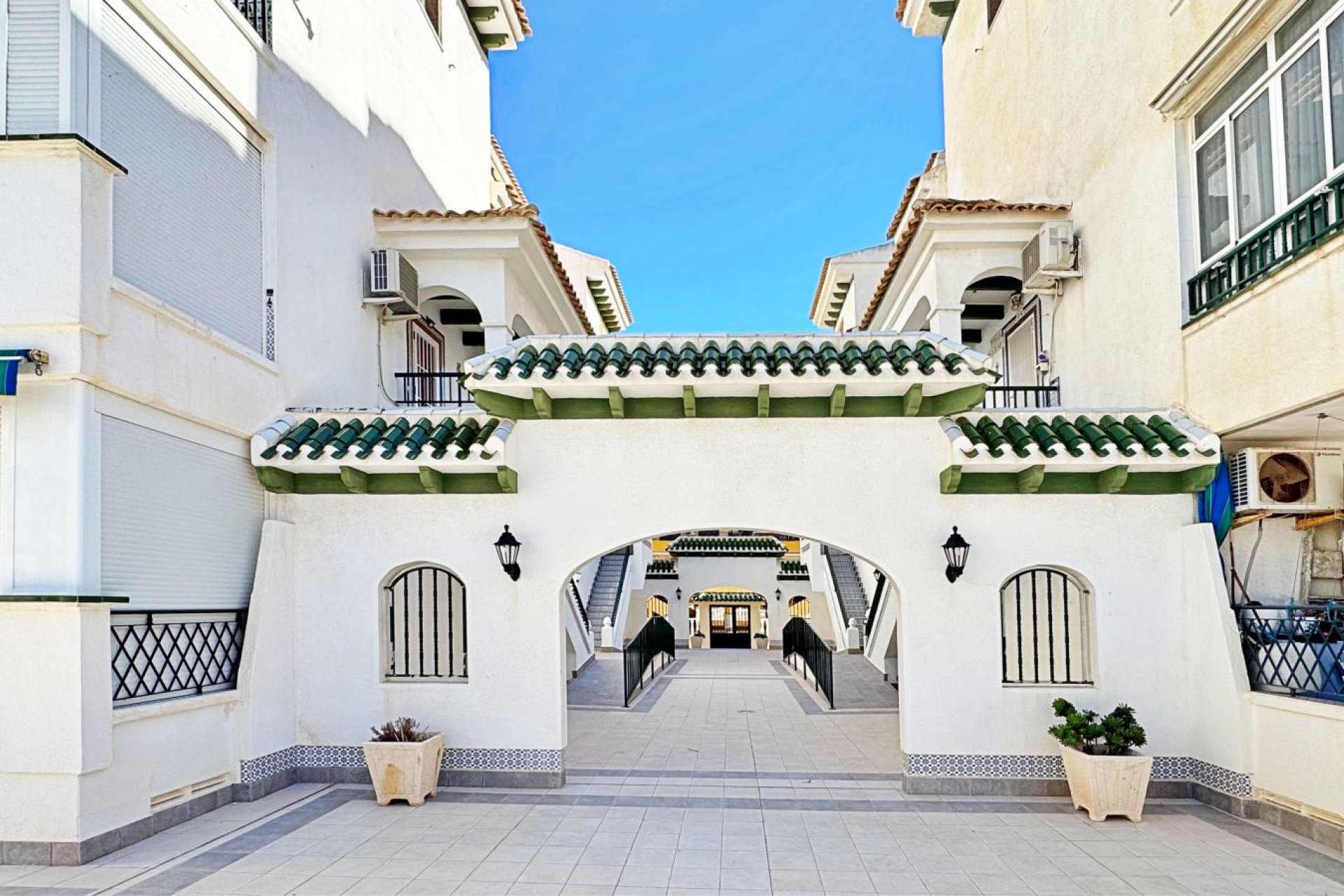 Resale - Apartament / Duplex - Torrevieja - La Mata