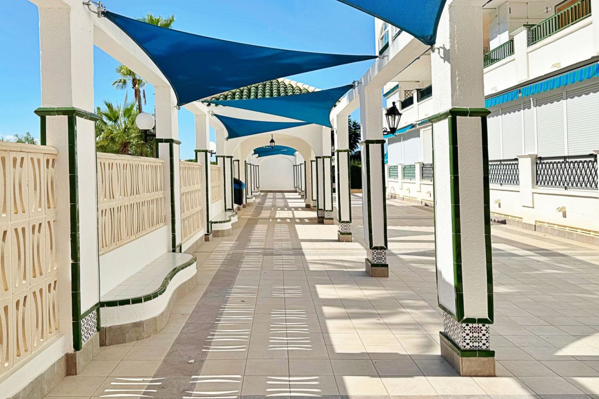 Resale - Apartament / Duplex - Torrevieja - La Mata