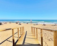 Resale - Apartament / Duplex - Torrevieja - La Mata